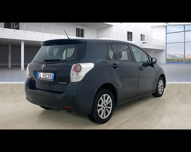 TOYOTA Verso usata, con Alzacristalli elettrici