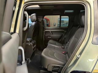 LAND ROVER Defender usata, con Luci diurne LED