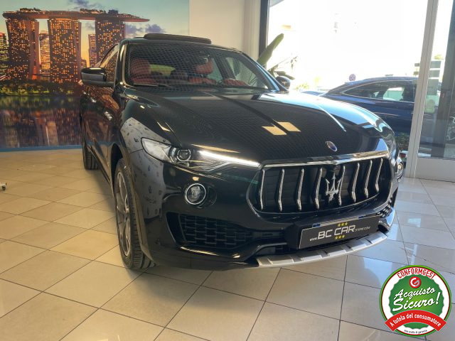 MASERATI Levante usata, con Volante in pelle