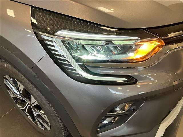RENAULT Captur usata 6