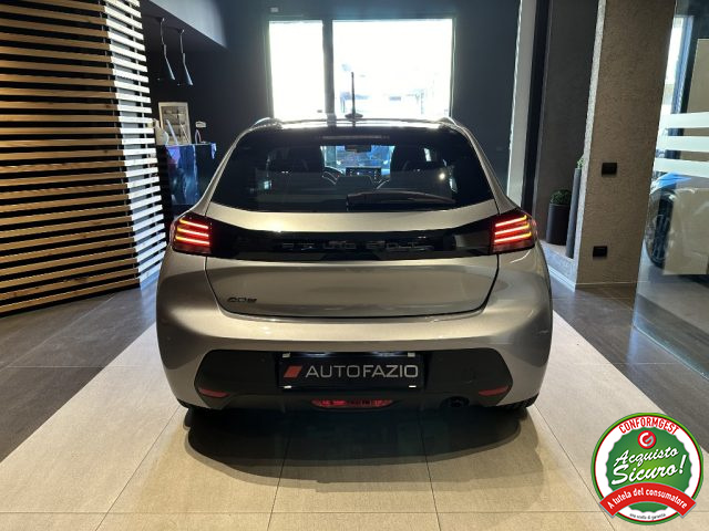 PEUGEOT 208 usata, con Volante in pelle