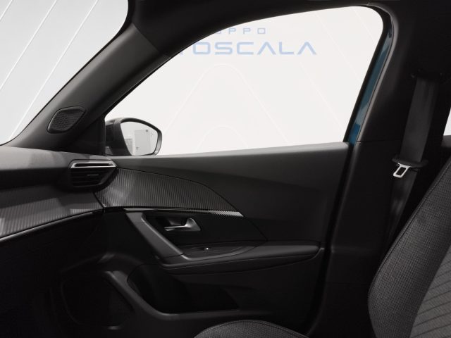 PEUGEOT 2008 usata, con Luci diurne LED