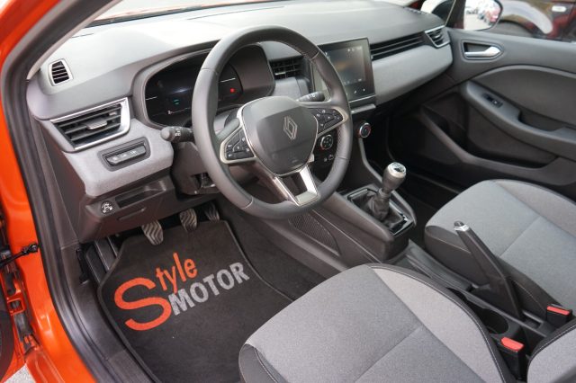 RENAULT Clio usata, con Autoradio