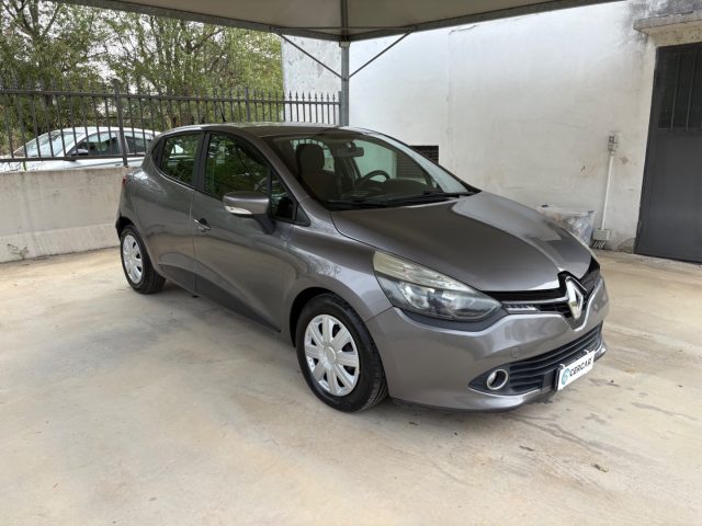 RENAULT Clio usata, con Airbag laterali