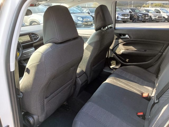 PEUGEOT 308 usata, con Specchietti laterali elettrici