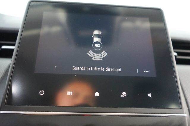 RENAULT Clio usata, con Controllo trazione