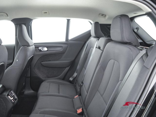 VOLVO XC40 usata 9