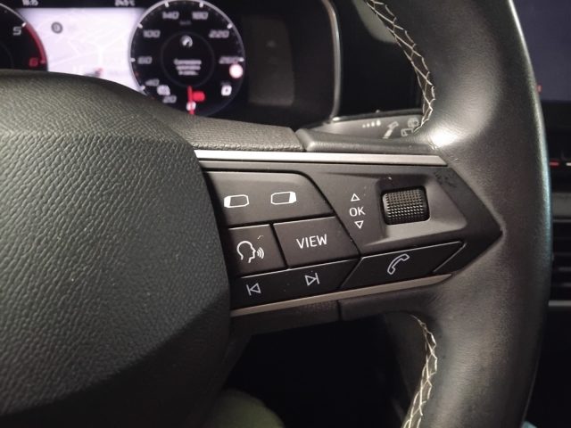 SEAT Leon usata, con Autoradio digitale