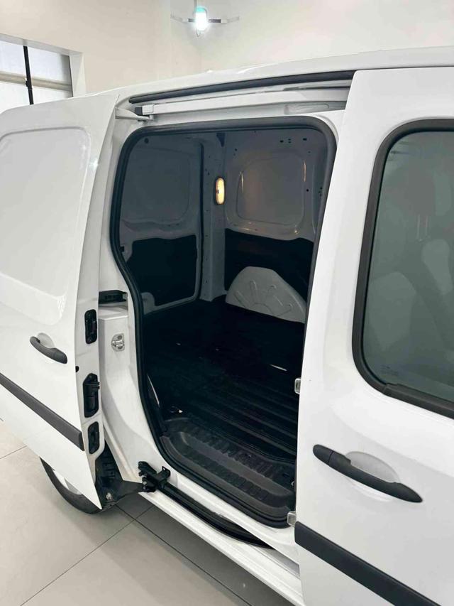 RENAULT Kangoo usata, con Immobilizzatore elettronico