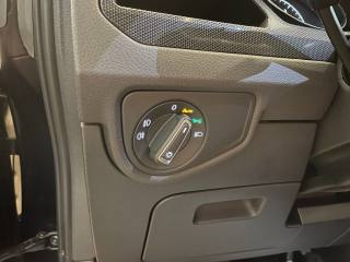 VOLKSWAGEN Touran usata, con Controllo automatico clima