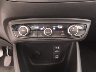 OPEL Crossland usata, con USB