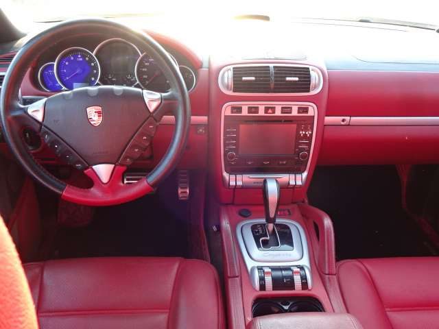 PORSCHE Cayenne usata, con Controllo trazione