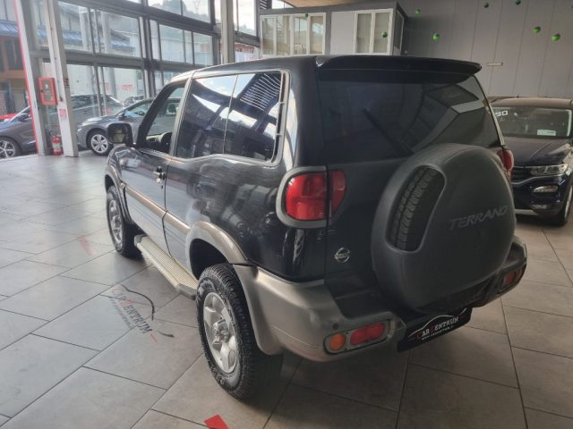 NISSAN Terrano usata, con Autoradio