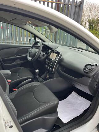 RENAULT Clio usata, con Sedile posteriore sdoppiato