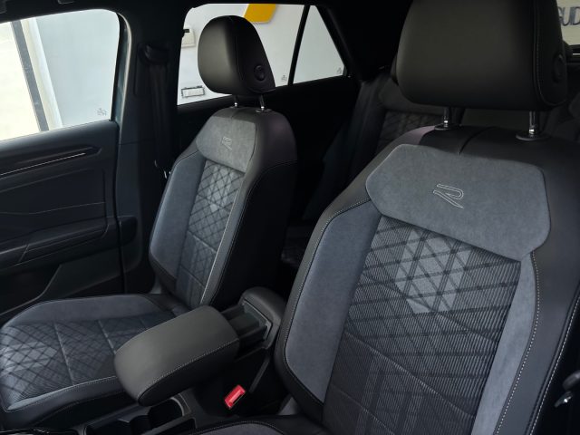 VOLKSWAGEN T-Roc usata, con Sensori di parcheggio posteriori