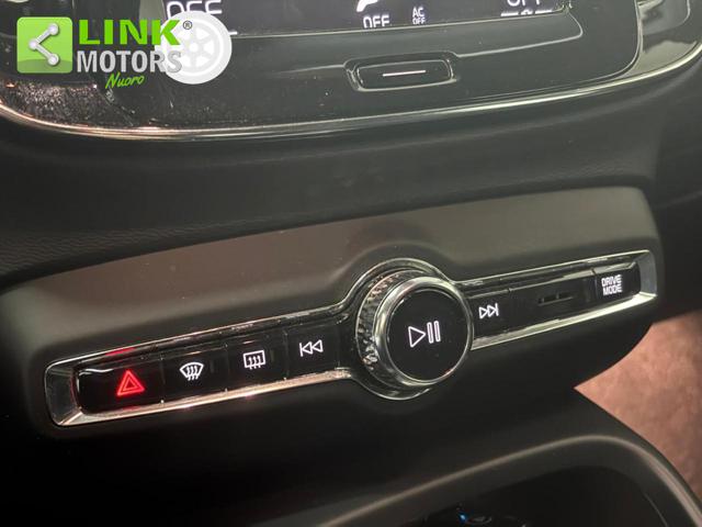 VOLVO XC40 usata, con Sedile posteriore sdoppiato