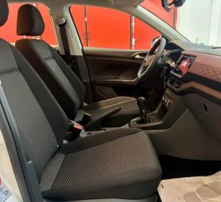 VOLKSWAGEN T-Cross usata, con Controllo automatico clima