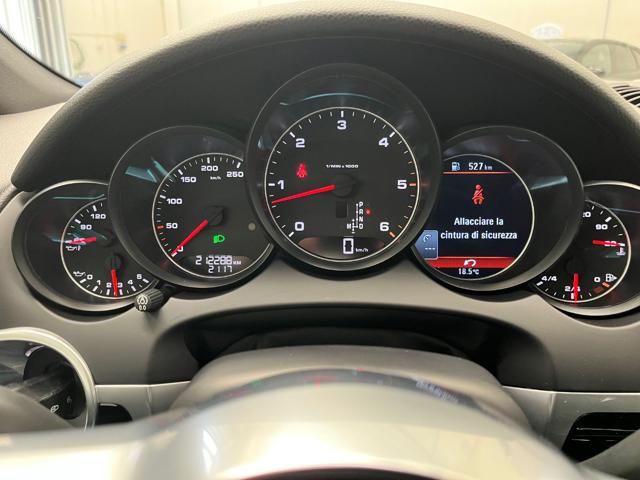 PORSCHE Cayenne usata, con Cerchi in lega