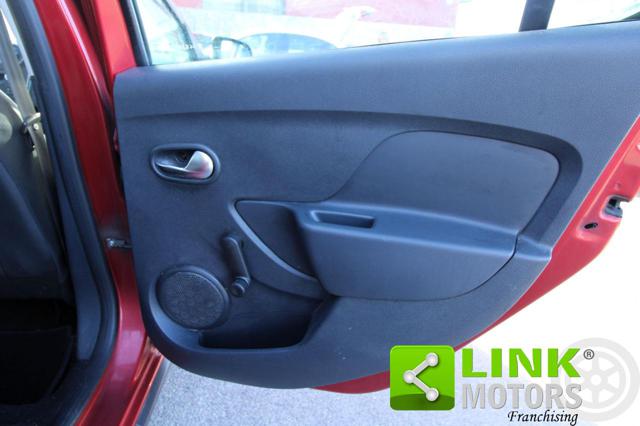DACIA Sandero usata, con Sistema di navigazione