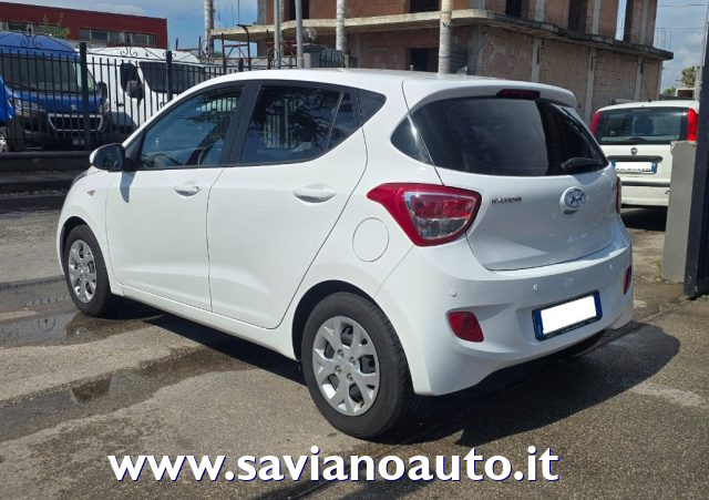 HYUNDAI i10 usata, con Airbag laterali
