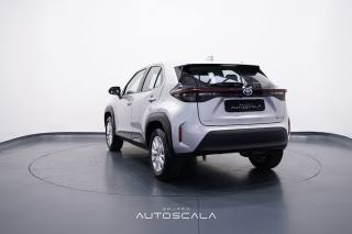 TOYOTA Yaris Cross usata, con Autoradio