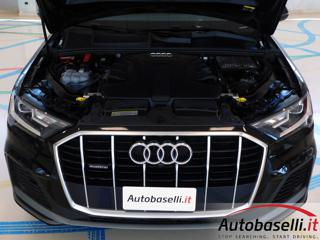 AUDI Q7 usata, con USB