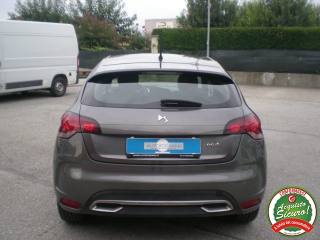 DS AUTOMOBILES DS 4 usata, con Climatizzatore
