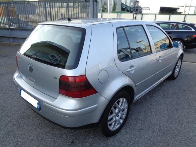 VOLKSWAGEN Golf usata, con Airbag Passeggero
