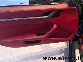 PORSCHE 992 usata, con Touch screen