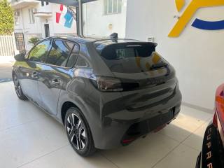 PEUGEOT 208 usata, con Alzacristalli elettrici
