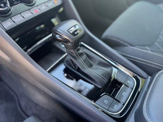 SKODA Karoq usata, con ESP