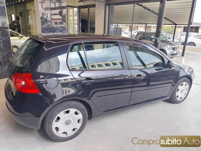 VOLKSWAGEN Golf usata, con Alzacristalli elettrici