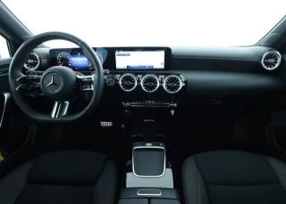 MERCEDES-BENZ A 200 usata, con Boardcomputer
