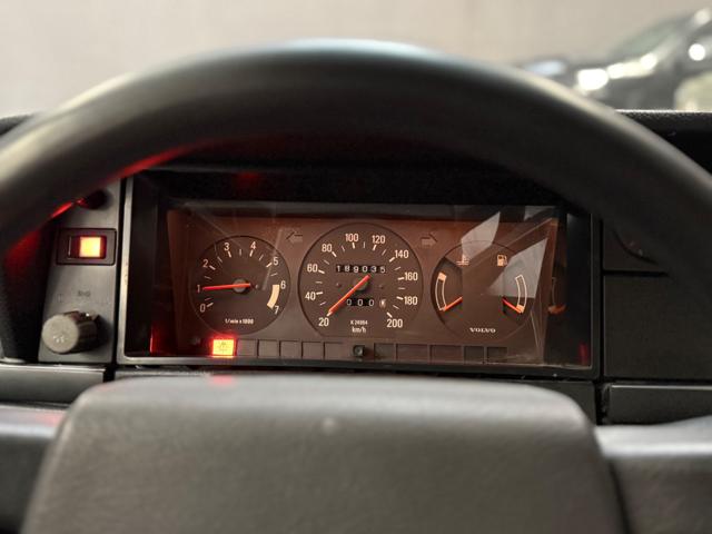 VOLVO 240 usata 15