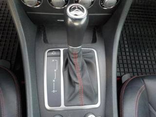MERCEDES-BENZ SLK 200 usata, con MP3