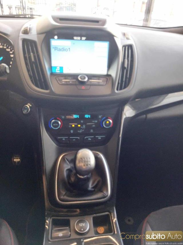 FORD Kuga usata 26