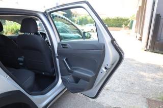 VOLKSWAGEN Taigo usata 123