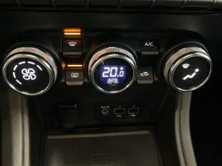 RENAULT Captur usata, con Isofix