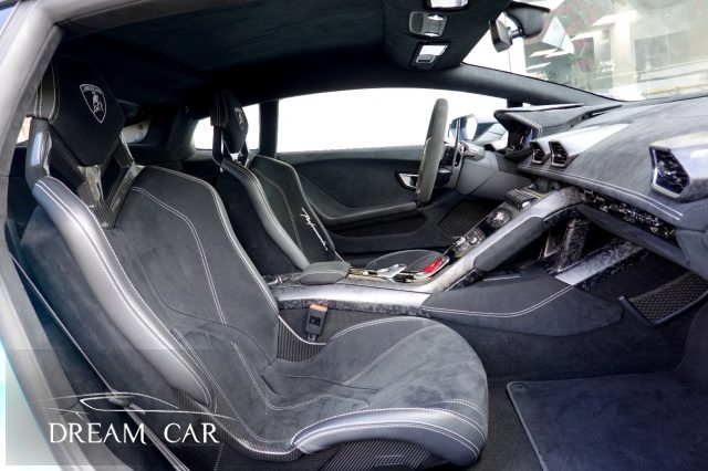 LAMBORGHINI Huracan usata, con USB
