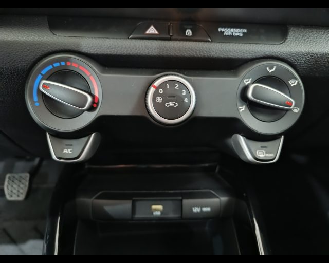 KIA Rio usata, con Frenata d
