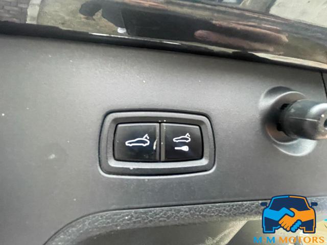 PORSCHE Panamera usata, con USB