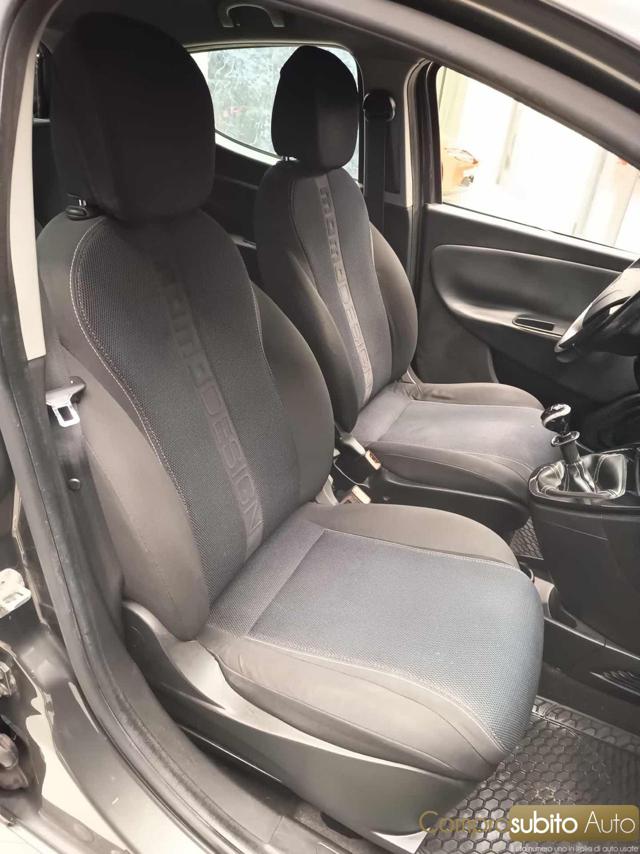 LANCIA Ypsilon usata 22