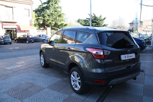 FORD Kuga usata, con Autoradio