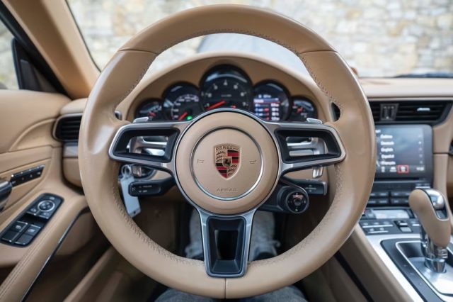 PORSCHE 911 usata, con Controllo automatico clima