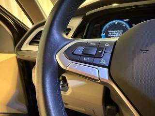 VOLKSWAGEN Multivan usata, con Controllo trazione