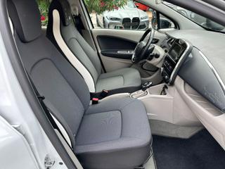 RENAULT ZOE usata, con Controllo automatico clima