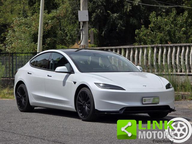 TESLA Model 3 usata, con Cerchi in lega