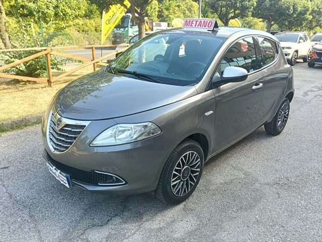LANCIA Ypsilon usata, con ABS