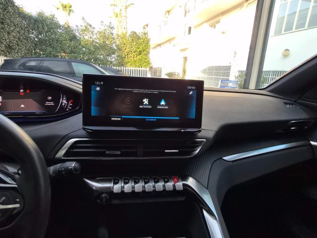 PEUGEOT 3008 usata, con Touch screen