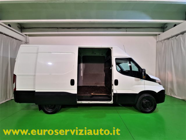 IVECO Daily usata 38